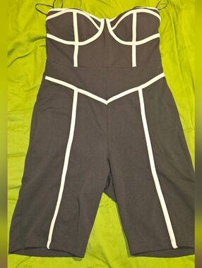 Black Jumper with creamy color lines